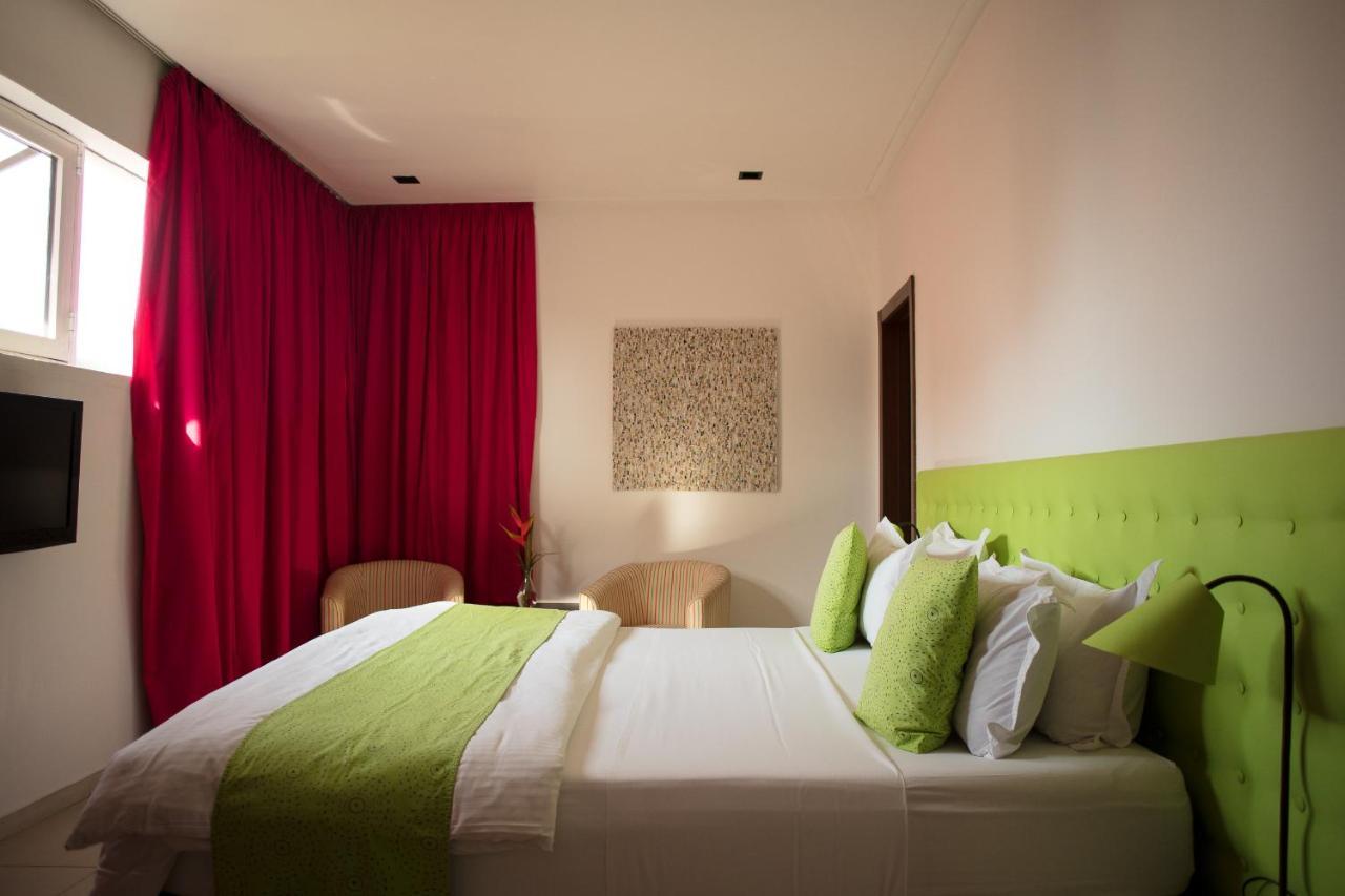 Hotel Maison Rouge Cotonou Eksteriør billede